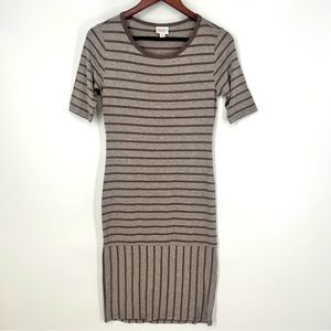 🆕 NWOT Lularoe Julia Dress - XS Extra Small - Soft & Cozy Business Casual